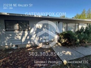 23238 NE Halsey St in Wood Village, OR - Building Photo - Building Photo