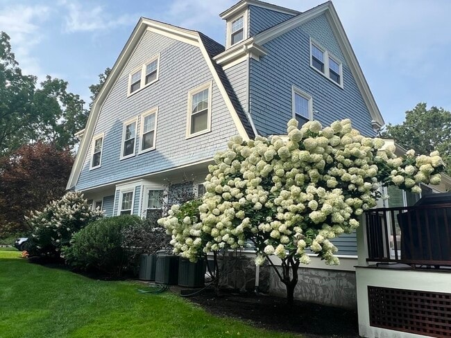 property at 34 Glen Rd