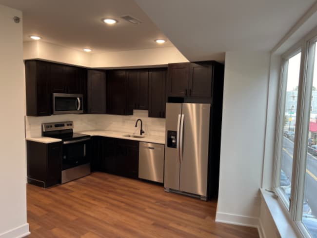 2554 Frankford Ave in Philadelphia, PA - Building Photo - Building Photo