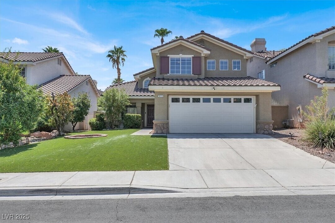 2413 Rue De Bourdeaux in Henderson, NV - Building Photo