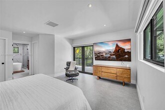 11340 SW 74th Ct, Unit 1816 in Pinecrest, FL - Building Photo - Building Photo