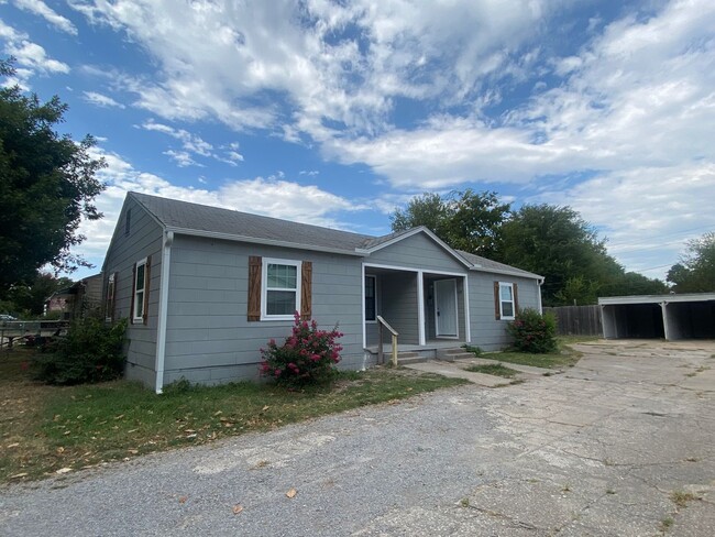 property at 7139 E Newton St