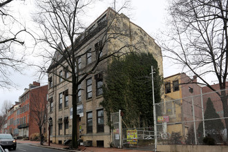 220-224 S 3rd St in Philadelphia, PA - Building Photo - Primary Photo