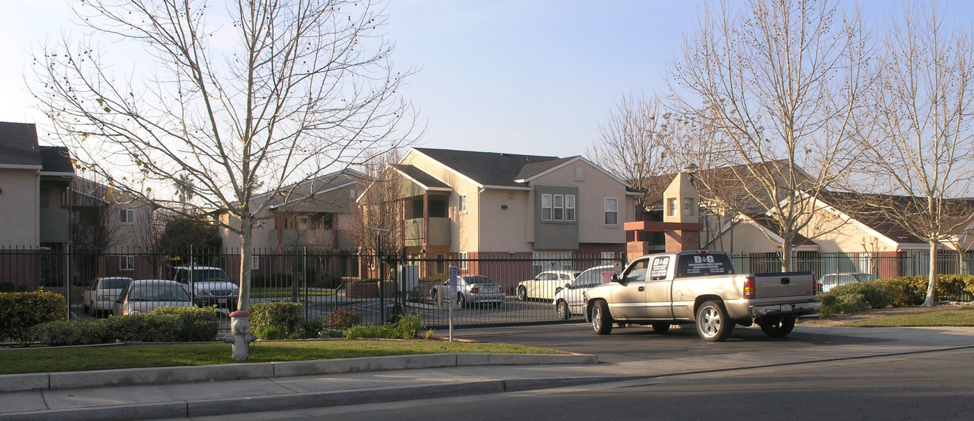 Norwood Annex in Sacramento, CA - Foto de edificio