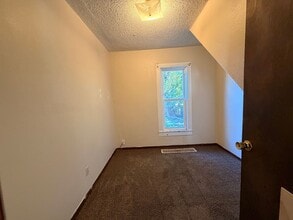 1113 S 25th St in Fort Dodge, IA - Building Photo - Building Photo