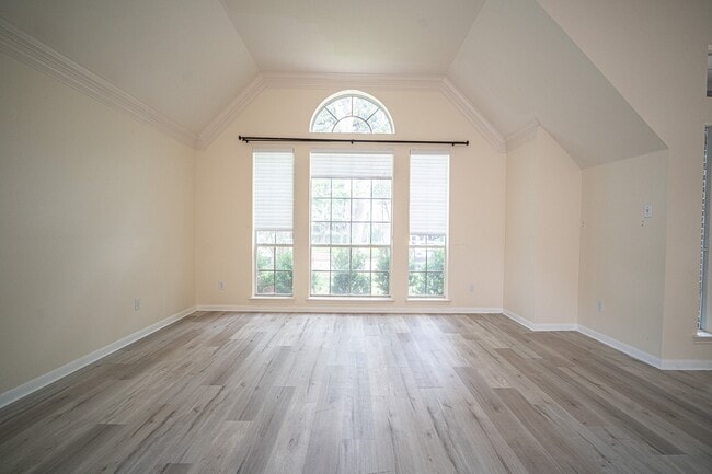 4503 Oak Valley Dr in Missouri City, TX - Foto de edificio - Building Photo