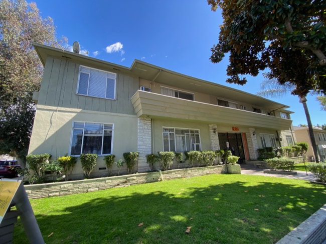 property at 1280 Laurel Ave