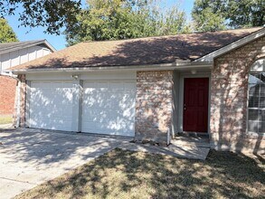 1802 Oaklawn St in Sugar Land, TX - Building Photo - Building Photo