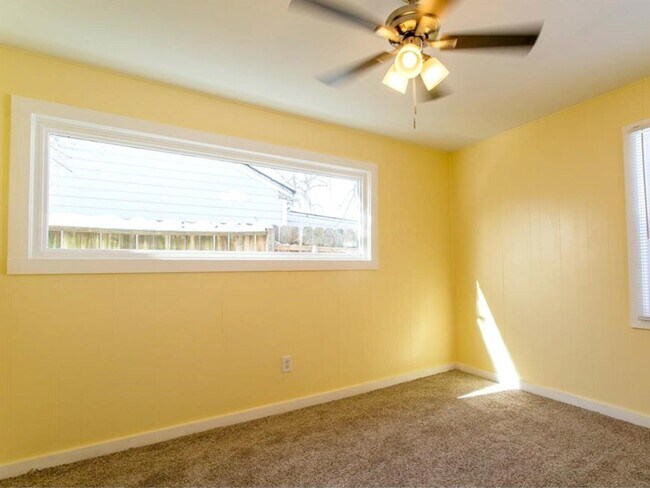 14411 Knox Ave in Warren, MI - Building Photo - Building Photo