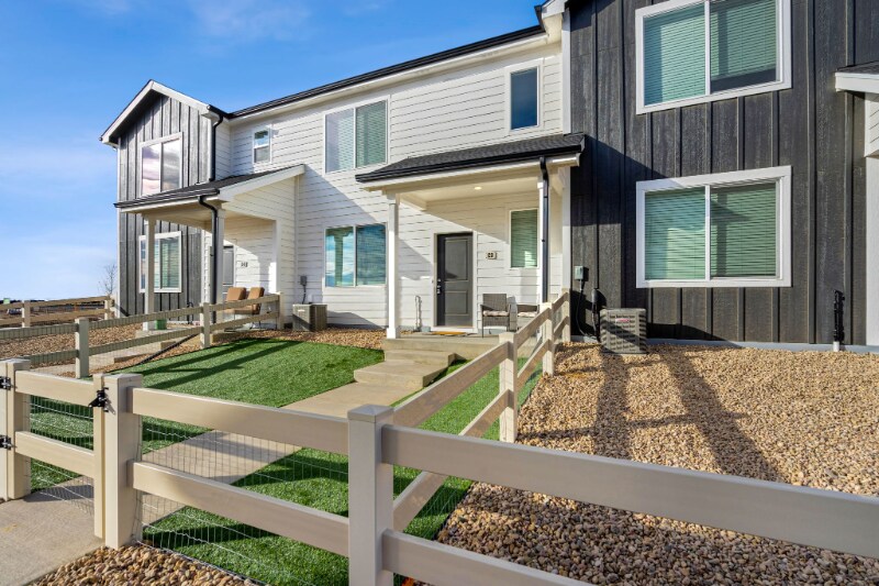720 Oregon Trail in Ault, CO - Building Photo