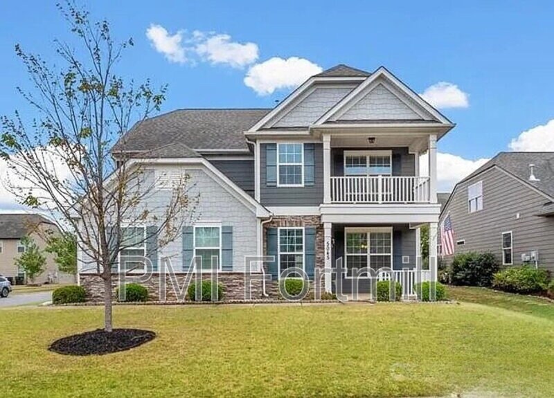 5045 Fenwick Ct in Lancaster, SC - Building Photo