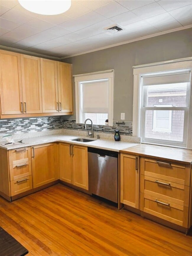 14 Quincy St, Unit 14