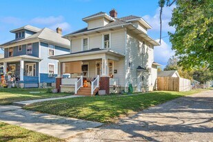 1124 Elm St in Springfield, OH - Building Photo