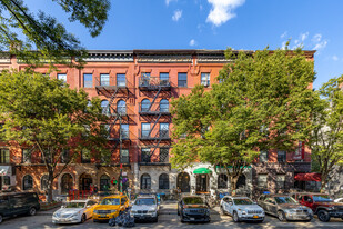 209 W 135th St in New York, NY - Building Photo