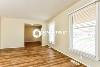 3063 Aberdeen Dr in Florissant, MO - Building Photo - Building Photo