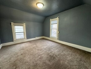 1238 5th Ave N, Unit 1238 1/2 5th Ave North in Fort Dodge, IA - Building Photo - Building Photo