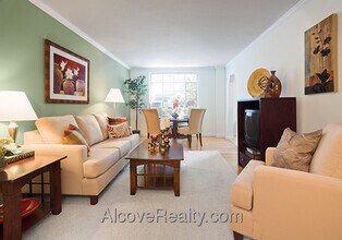 1 Langdon Square in Cambridge, MA - Building Photo - Building Photo