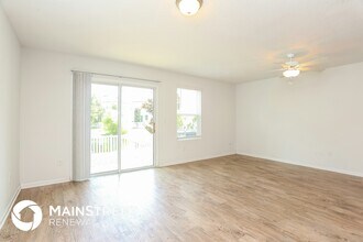 549 Eiseman Wy in Jacksonville, FL - Building Photo - Building Photo