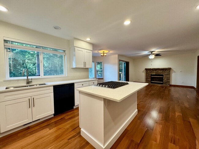 13369 Graywolf Pl NE in Poulsbo, WA - Building Photo - Building Photo