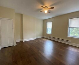 4725 Leiper St, Unit 3 in Philadelphia, PA - Building Photo - Building Photo