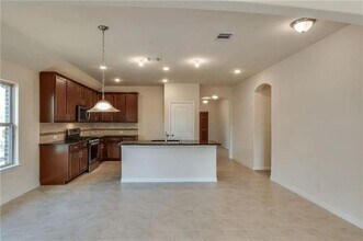 6220 Sutton Fields Trail in Aubrey, TX - Building Photo - Building Photo