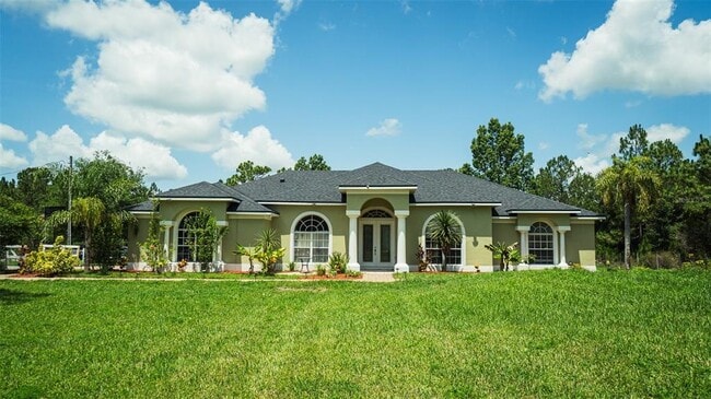 property at 19951 Quinlan St