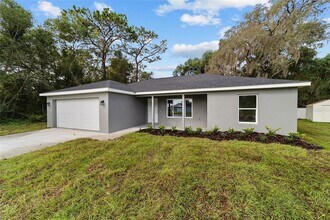 874 NE 130th Terrace in Silver Springs, FL - Building Photo - Building Photo