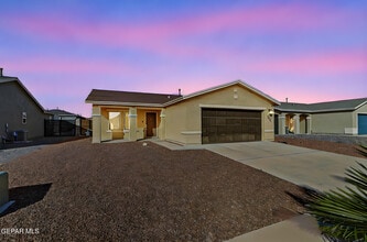 14321 Paraiso Dr in Horizon City, TX - Building Photo - Building Photo