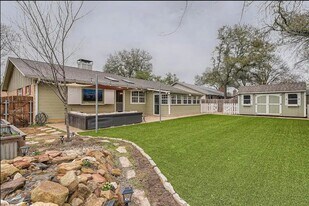 11519 Fast Horse Dr in Austin, TX - Building Photo
