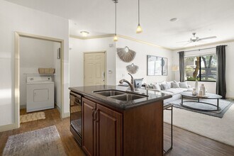 Trails at SanTan in Gilbert, AZ - Foto de edificio - Building Photo