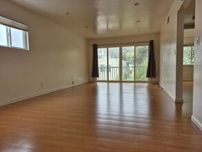 265 Gambetta St in Daly City, CA - Building Photo - Building Photo