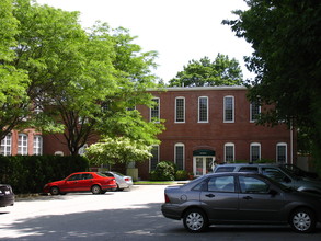 The Courtyard in Newburyport, MA - Building Photo - Building Photo