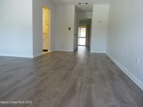 201 St Lucie Ln in Cocoa Beach, FL - Building Photo - Building Photo