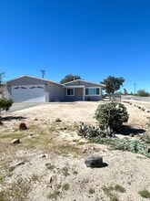 5306 Daisy Ave in Twentynine Palms, CA - Building Photo - Building Photo