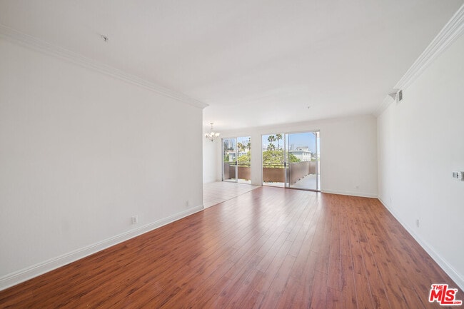 1508 Greenfield Ave in Los Angeles, CA - Building Photo - Building Photo