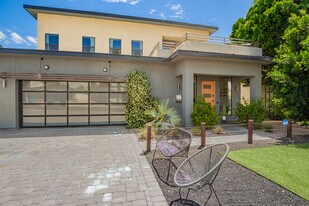 4413 E Montecito Ave in Phoenix, AZ - Building Photo