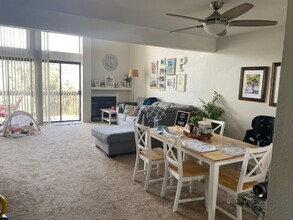 2508 Navarra Dr in Carlsbad, CA - Building Photo - Building Photo