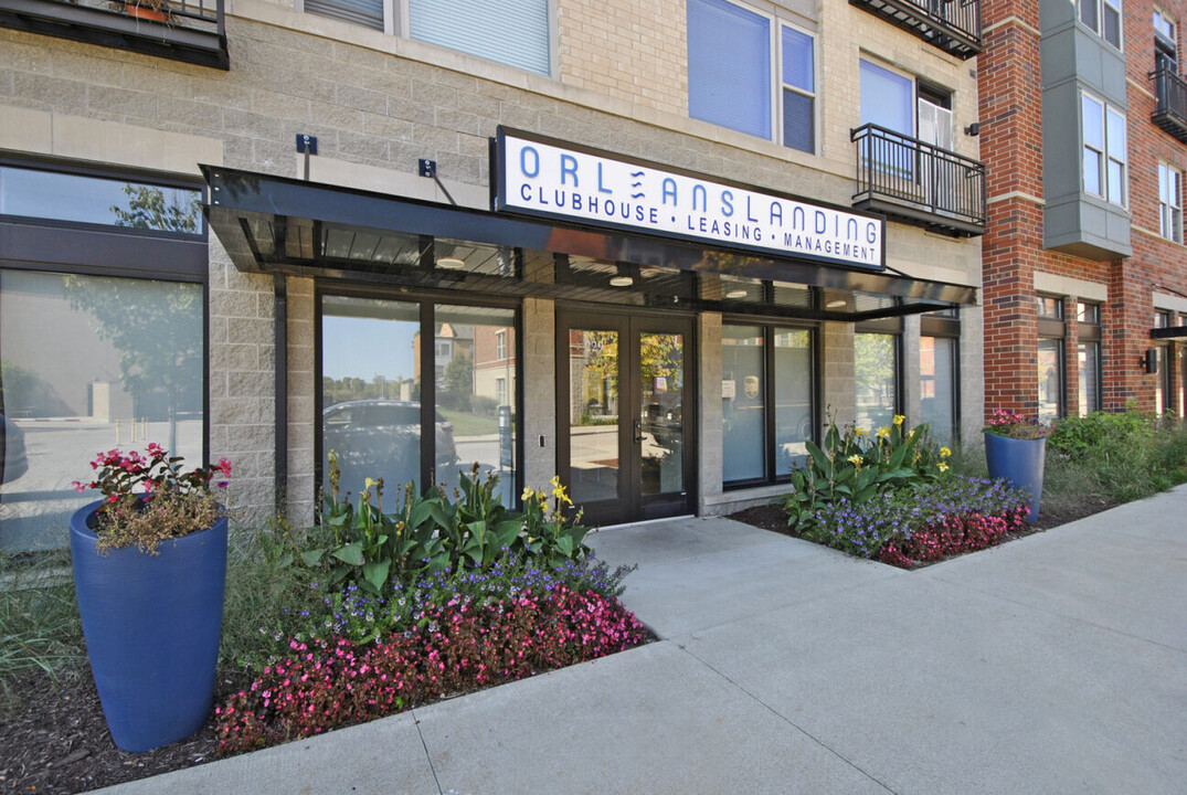 Orleans Landing in Detroit, MI - Foto de edificio