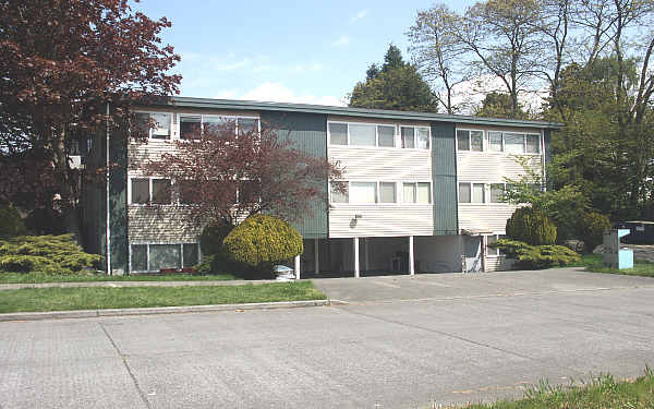 Dorlynn Apartments in Seattle, WA - Building Photo - Building Photo