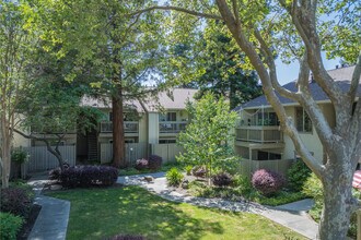 Walnut Park in Walnut Creek, CA - Foto de edificio - Building Photo