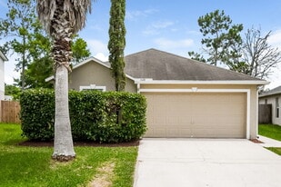 3608 Alec Dr in Middleburg, FL - Building Photo