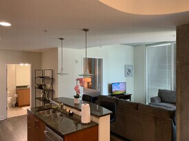 475 S Church St in Charlotte, NC - Building Photo