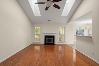 254 Farm Valley Rd in Fletcher, NC - Building Photo - Building Photo