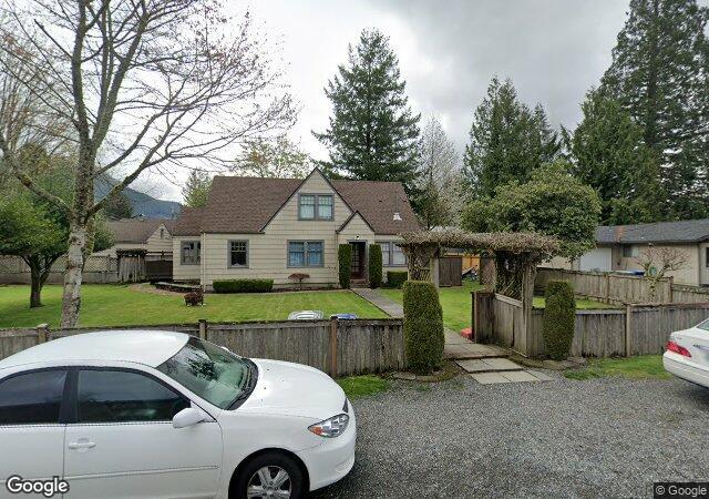 532 Main Ave N in North Bend, WA - Foto de edificio