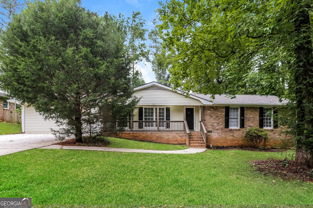 1621 Glenn Pl SW in Mableton, GA - Building Photo
