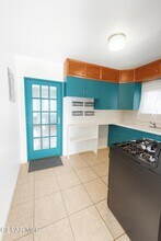 2211 N Campbell St in El Paso, TX - Building Photo - Building Photo