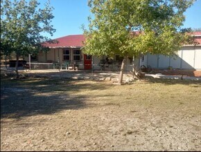 6411 Junction Hwy in Mountain Home, TX - Building Photo - Building Photo