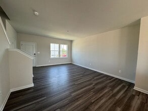 1263 Cedar Vly Rd in Ranson, WV - Building Photo - Building Photo