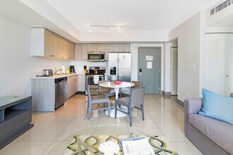 1700 SW 2nd Ave in Miami, FL - Building Photo - Building Photo