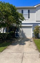 302 Cherry Way in Saint Johns, FL - Foto de edificio - Building Photo